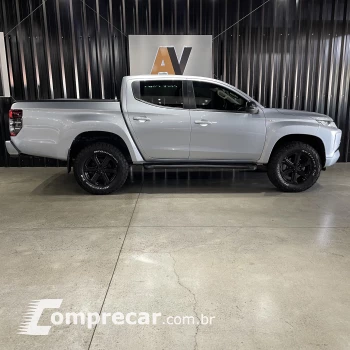 L200 TRITON 2.4 16V Turbo Sport GLS CD 4X4