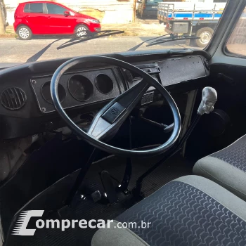 KOMBI 1.6 MI STD Lotação 8V