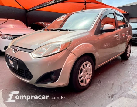 FORD FIESTA 1.6 MPI Sedan 8V 4 portas