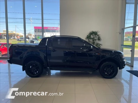 RANGER 2.2 Black 4X2 CD 16V