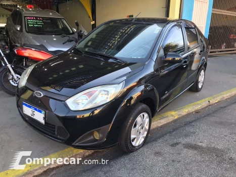 FORD FIESTA 1.6 MPI 8V 4 portas