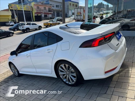 COROLLA 1.8 VVT-I Hybrid Altis