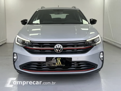 Volkswagen NIVUS 1.0 200 TSI Highline 4 portas