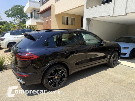 CAYENNE 3.0 V6 E-hybrid Platinum Edition AWD S