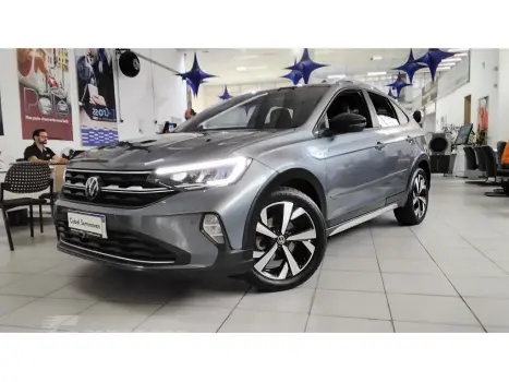 Volkswagen NIVUS 1.0 200 TSI TOTAL FLEX HIGHLINE AUTOMÁTICO 4 portas