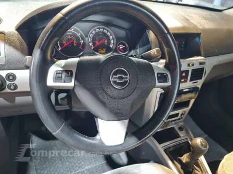 VECTRA 2.0 MPFI Elegance 8V 140cv