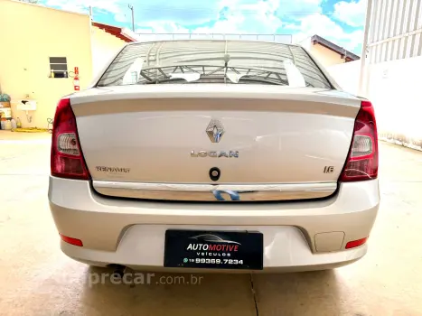 renault logan expression Hi-flex 1.6 8v 4p 2013