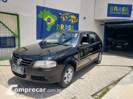 Volkswagen Gol 1.0 4 portas