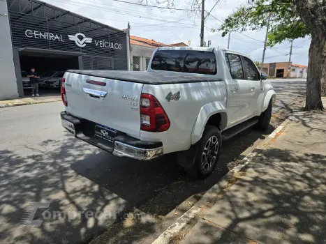 HILUX 2.8 SRX 4X4 CD 16V