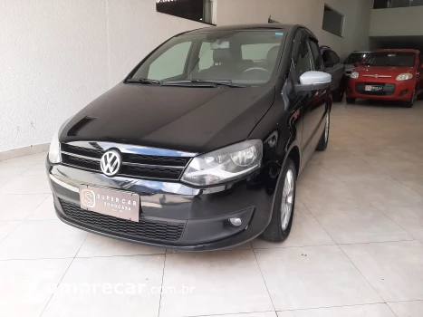 Volkswagen FOX 1.6 MI Rock IN RIO 8V 4 portas