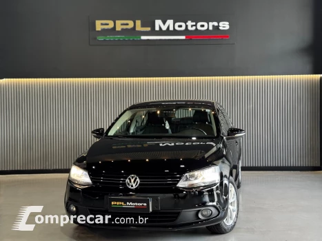 JETTA 2.0 COMFORTLINE 120CV FLEX 4P TIPTRONIC