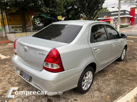 ETIOS 1.5 X Plus Sedan 16V