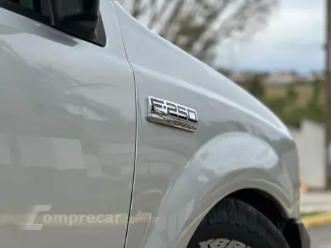 F-250 3.9 XL MAX POWER 4X2 CD DIESEL 4P MANUAL