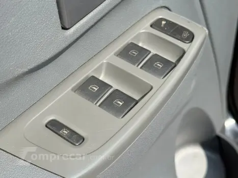 SPACEFOX - 1.6 MI 8V 4P MANUAL