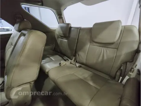 Hilux SW4 SRV D4-D 4x4 3.0 TDI Dies. Aut