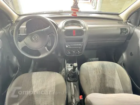 Corsa 1.4 Mpfi Maxx Sedan 8V Flex 4P Manual