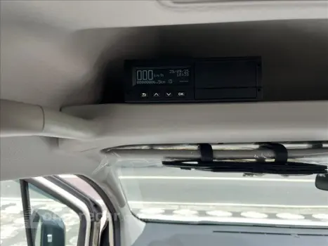 HIACE 2.8 D-4d Turbo Minibus 15+1 DX