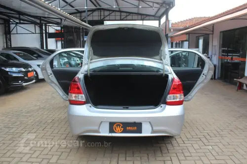 Etios Sedan 1.5 16V 4P FLEX PLATINUM AUTOMÁTICO