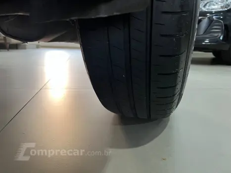 VOYAGE 1.6/1.6 City  Mi Total Flex 8V 4p