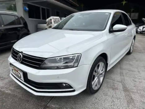 Volkswagen JETTA 2.0 TSI HIGHLINE 211CV GASOLINA 4P TIPTRONIC 4 portas