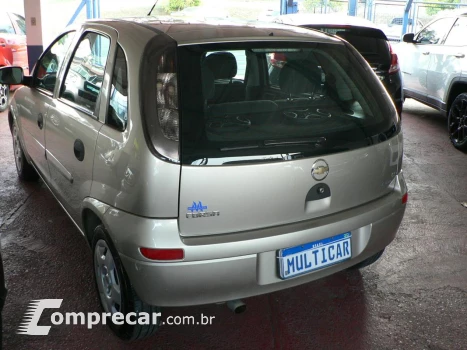 CORSA 1.4 MPFI Maxx Sedan 8V