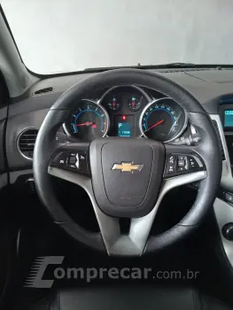 CRUZE 1.8 LT