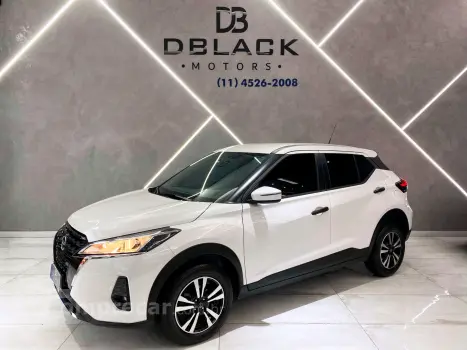 KICKS Active 1.6 16V Flex Aut.