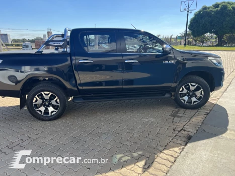 Toyota HILUX 2.8 SRX 4X4 CD 16V 4 portas