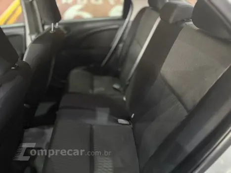 ETIOS 1.5 X Plus Sedan 16V