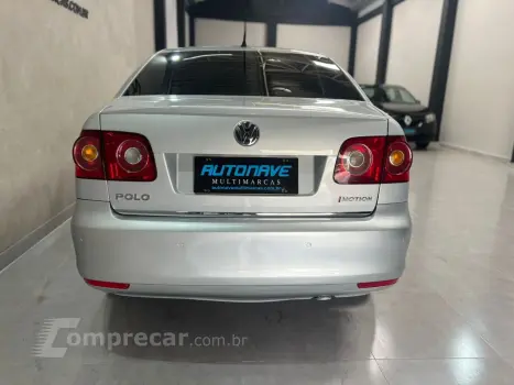 Polo Sedan 1.6 4P FLEX COMFORTLINE I-MOTION AUTOMATIZADO