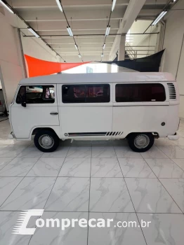 Kombi 1.4 FLEX STD 9 LUGARES