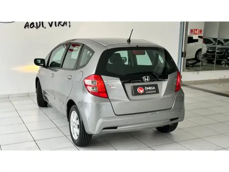 FIT 1.4 LX 16V FLEX 4P AUTOMÁTICO