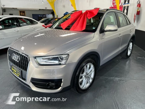 Audi Q3 2.0 TFSI Ambiente Quattro S Tronic 4 portas