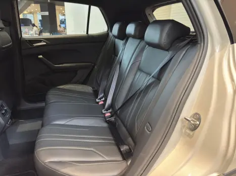 T-Cross 1.4 4P 250 TSI FLEX HIGHLINE AUTOMÁTICO