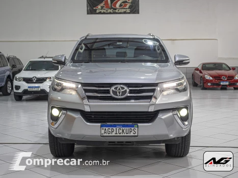 HILUX SW4 2.8 SRX 4X4 7 Lugares 16V Turbo Intercooler