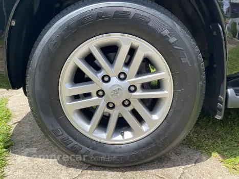 HILUX SW4 2.7 SR 4X2 16V