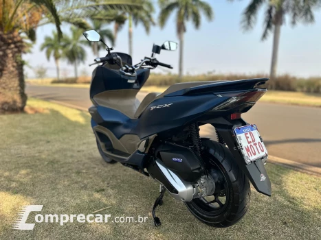 PCX 160 DLX ABS