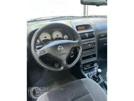 ASTRA 2.0 MPFI ELEGANCE SEDAN 8V FLEX 4P MANUAL