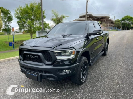 RAM 1500 5.7 V8 GASOLINA REBEL CD 4X4 AUTOMÁTICO 4 portas