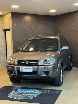 Hyundai TUCSON 2.0 MPFI GLS TOP 16V 143cv 2WD 4 portas