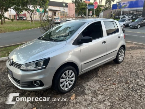 Volkswagen FOX 1.0 MPI Trendline 12V 4 portas