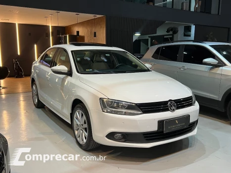 Volkswagen JETTA 2.0 Comfortline 4 portas