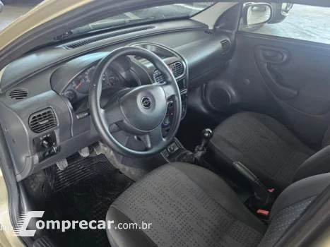 CORSA SEDAN - 1.4 MPFI MAXX SEDAN 8V 4P MANUAL