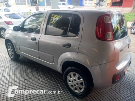 Fiat UNO - 1.0 EVO VIVACE 8V 4P MANUAL 4 portas