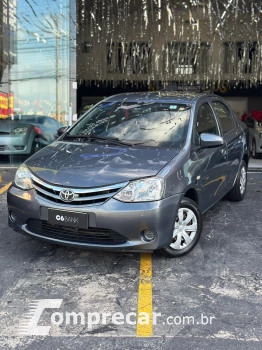 Toyota ETIOS 1.5 X Sedan 16V 4 portas