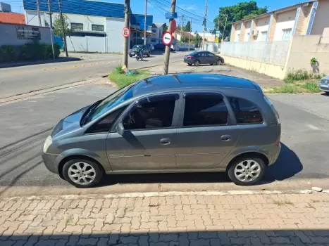 Meriva 1.8 Mpfi Premium 8V Flex 4P Automatizado