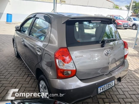 ETIOS HATCH - 1.5 XS 16V 4P MANUAL