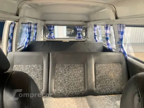 Kombi 1.6 STD 9 LUGARES