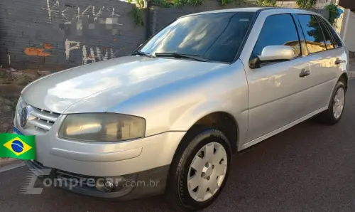 Volkswagen GOL 1.0 8V 4 portas