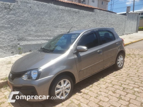 Toyota ETIOS 1.5 X Plus 16V 4 portas